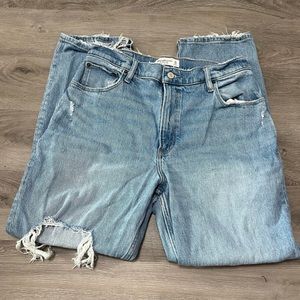 Abercrombie 90s Straight Ultra High Rise Jean 12S